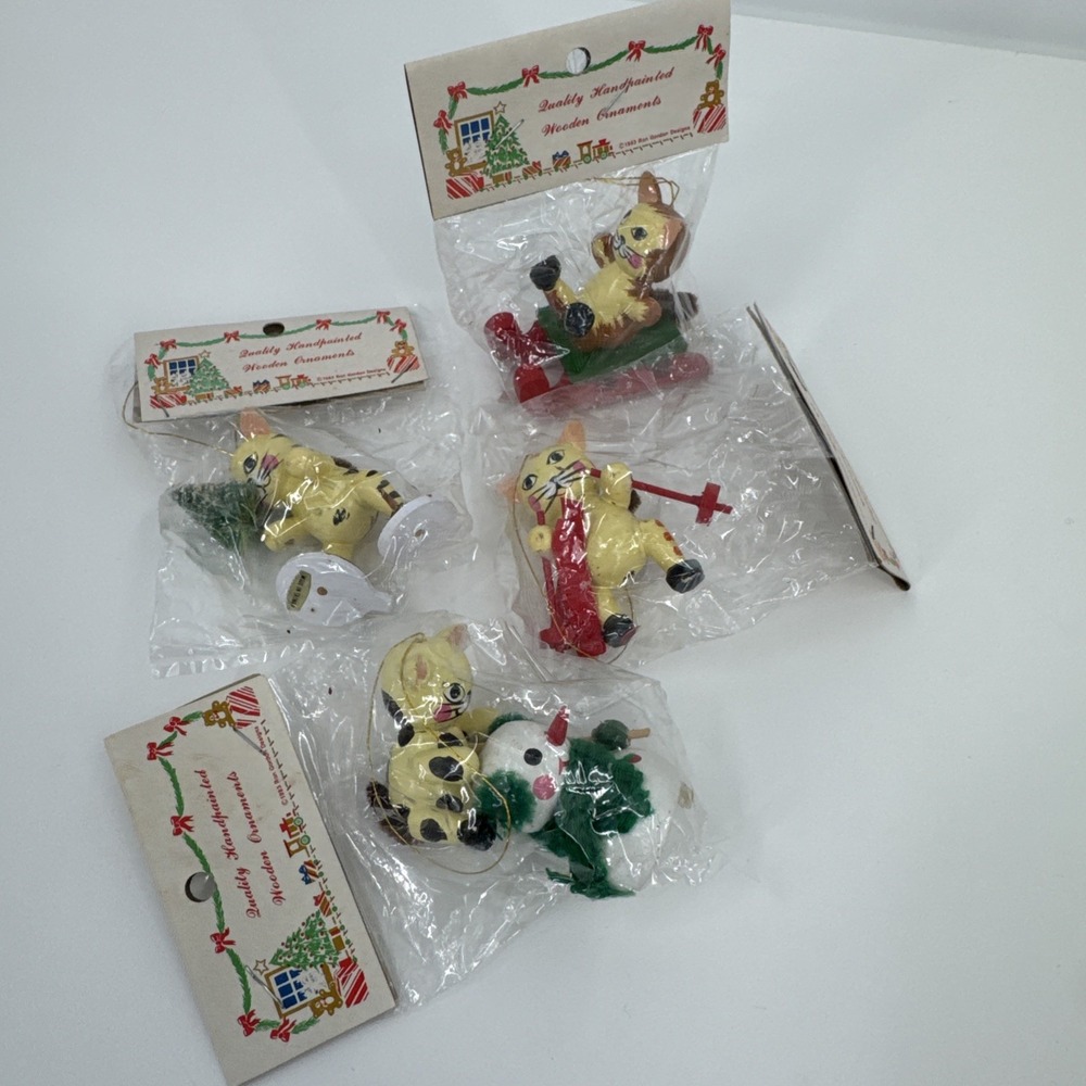Vintage Lot 4 Mini‎ Wooden CAT Christmas Ornaments Hand Painted Made Taiwan New